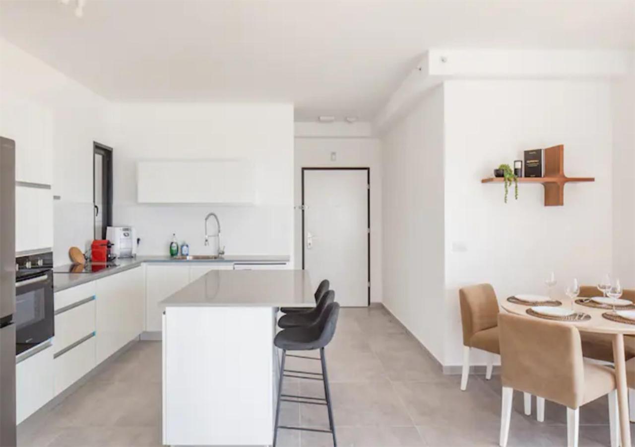 O&O Group- Magical 4Br Apt With Panoramic Sea View Bat Yam Ngoại thất bức ảnh