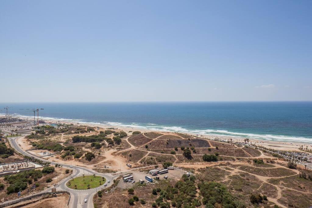 O&O Group- Magical 4Br Apt With Panoramic Sea View Bat Yam Ngoại thất bức ảnh