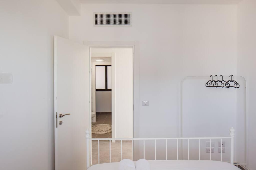 O&O Group- Magical 4Br Apt With Panoramic Sea View Bat Yam Ngoại thất bức ảnh